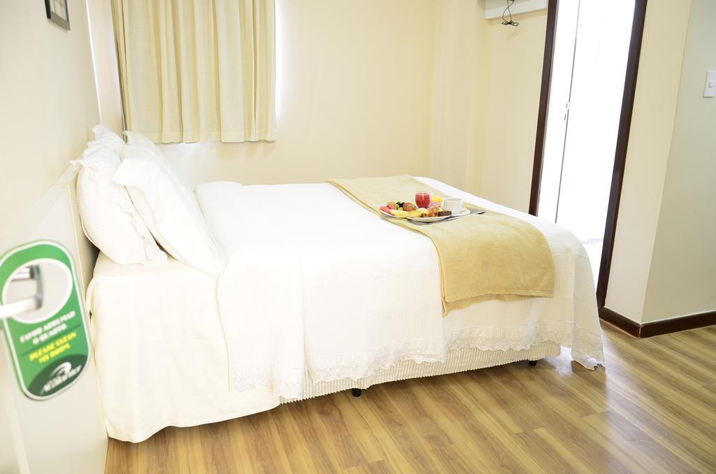 Hotel Acalanto フェイラ・デ・サンタナ エクステリア 写真
